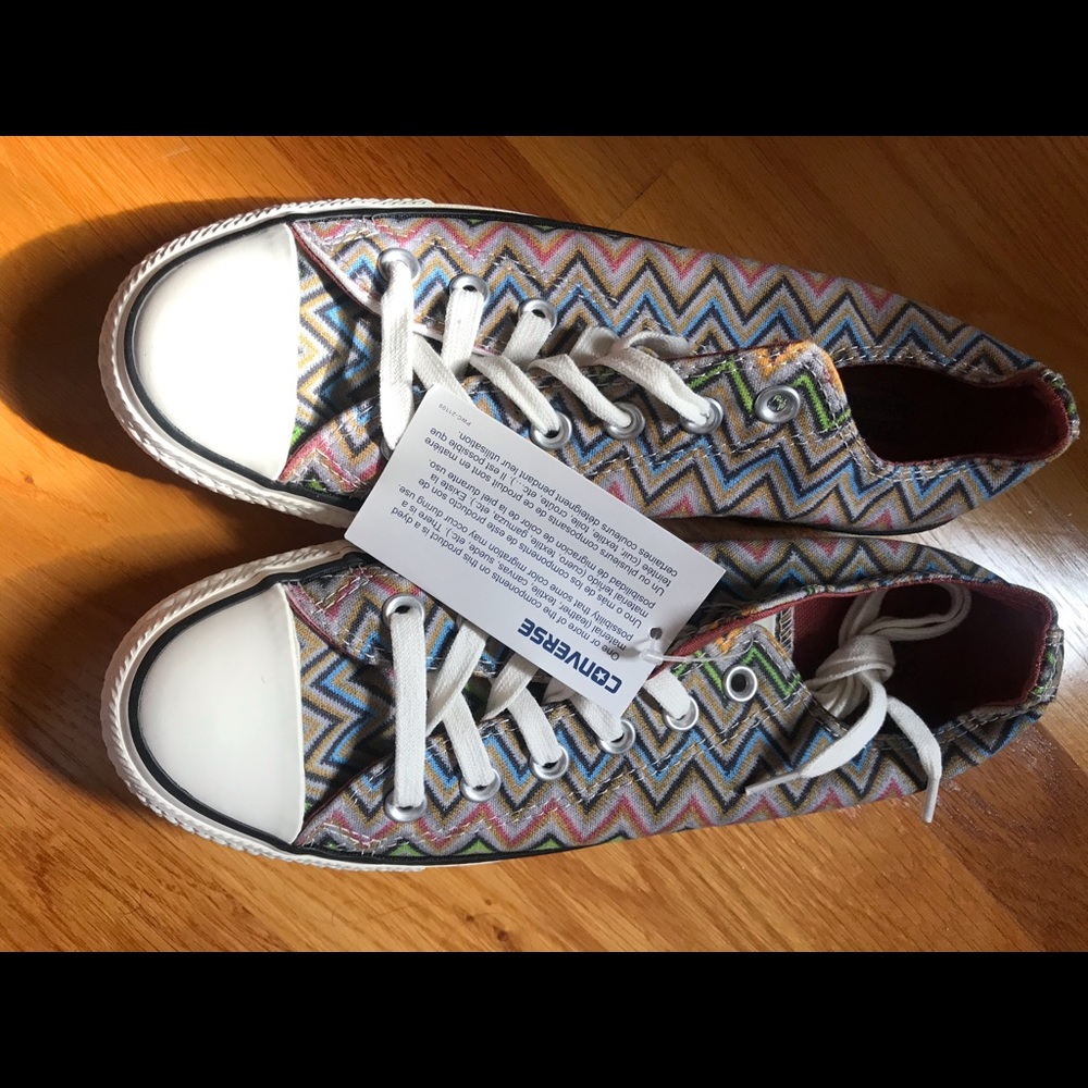 CONVERSE sneakers NEVER WORN WITH TAGS